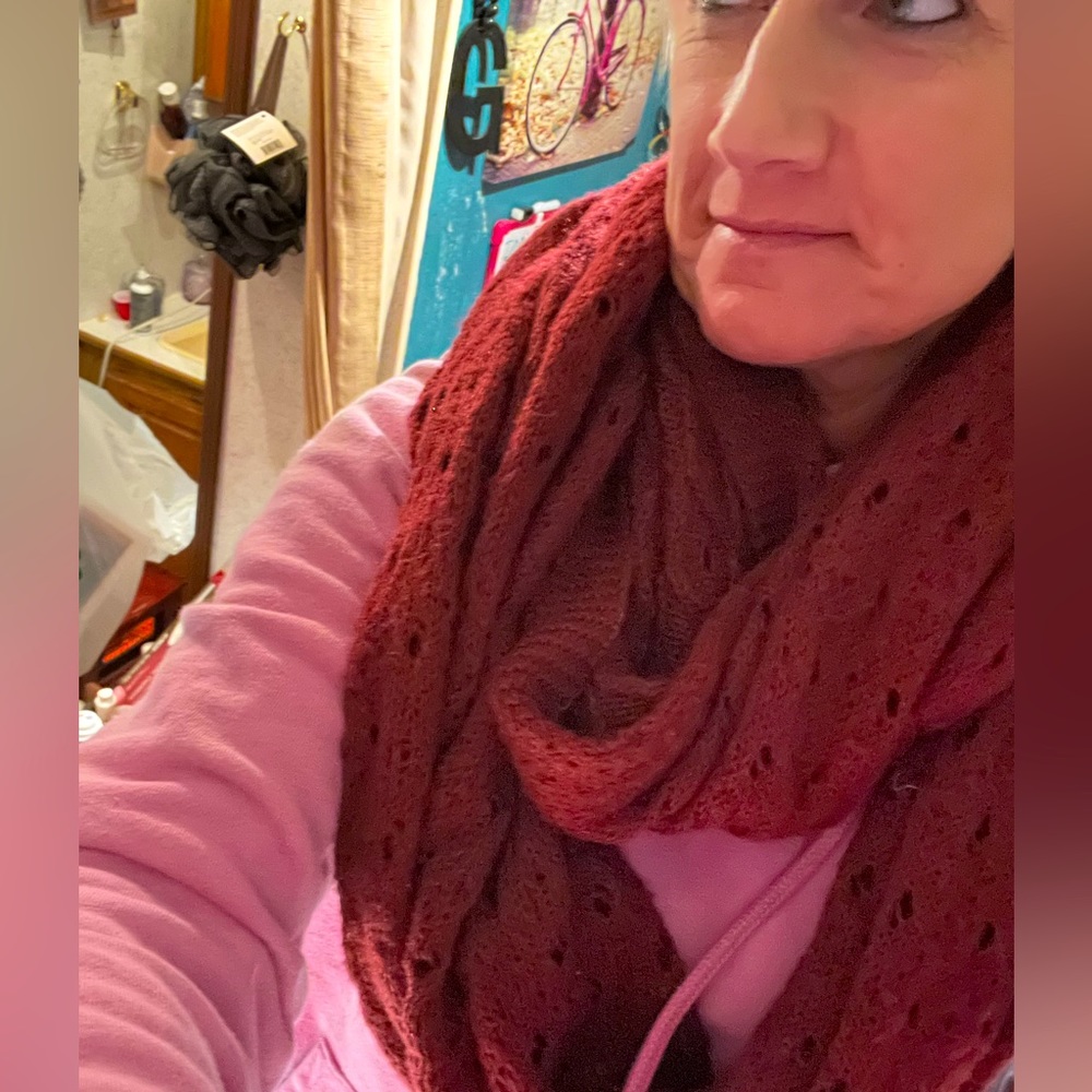Beautiful Scarf maroon OSFM